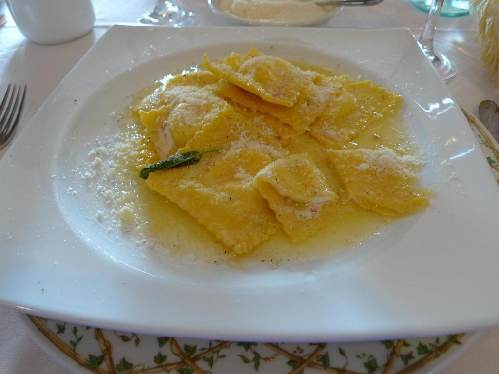 Al Giardino Hotel Fanna ภายนอก รูปภาพ