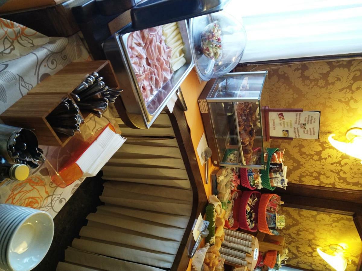 Al Giardino Hotel Fanna ภายนอก รูปภาพ